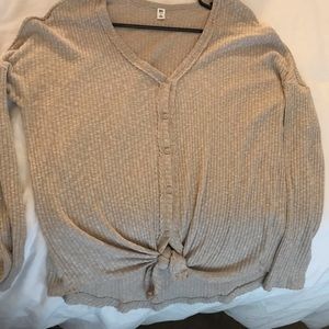 BP thermal button front tee